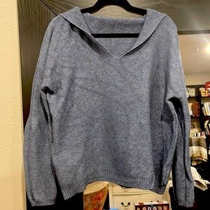 Korye blue relaxed hooded sweater